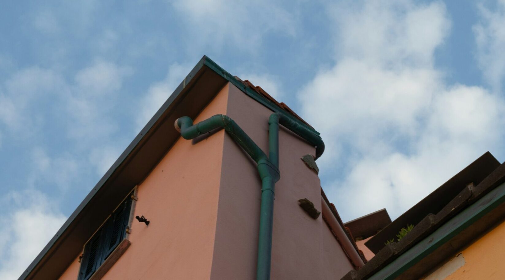 ian-noble-s3UzQSl7b_Q-unsplash